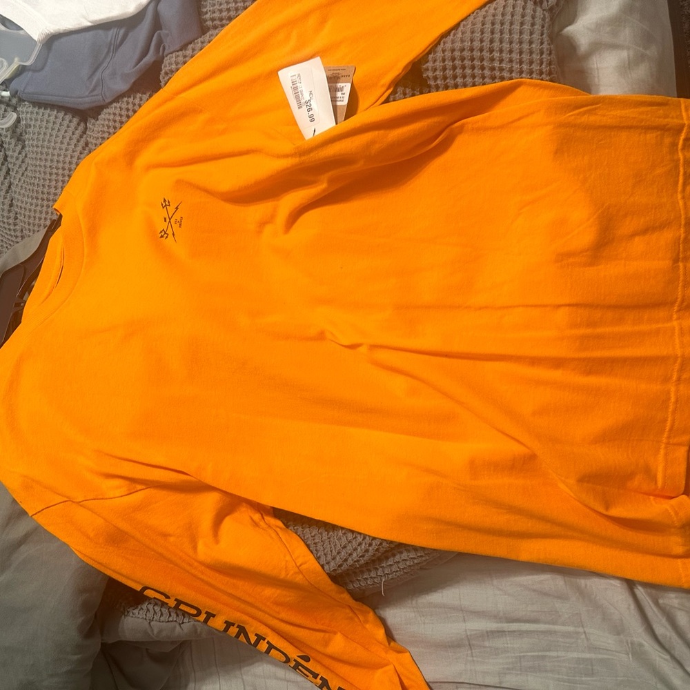 Long sleeve dark sea grunder!